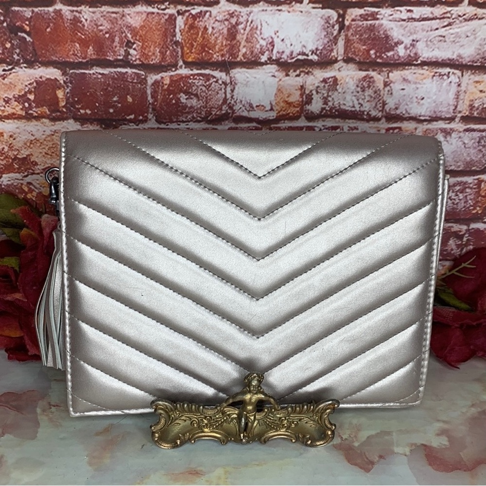 Vintage Neiman Marcus Champagne Quilted Clutch with Removable Tassel
